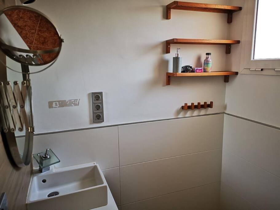 Apartament Comfortable & *